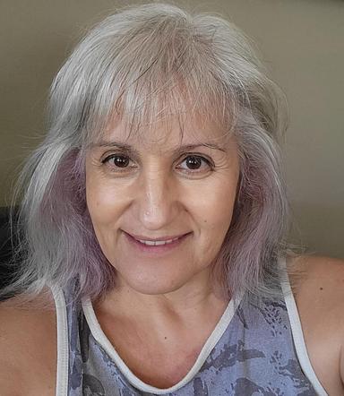 Linda Leon Scott